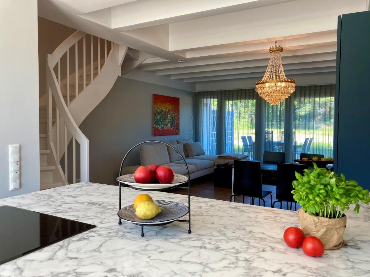 Luxus-Maisonette für die große Familie mit direktem Strandzugang Binz Exterior foto
